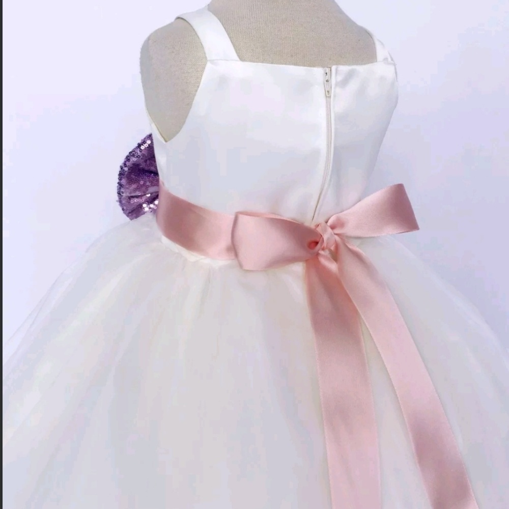 Deleting 7/5 Pastel UNICORN dress - Picture 4 of 6